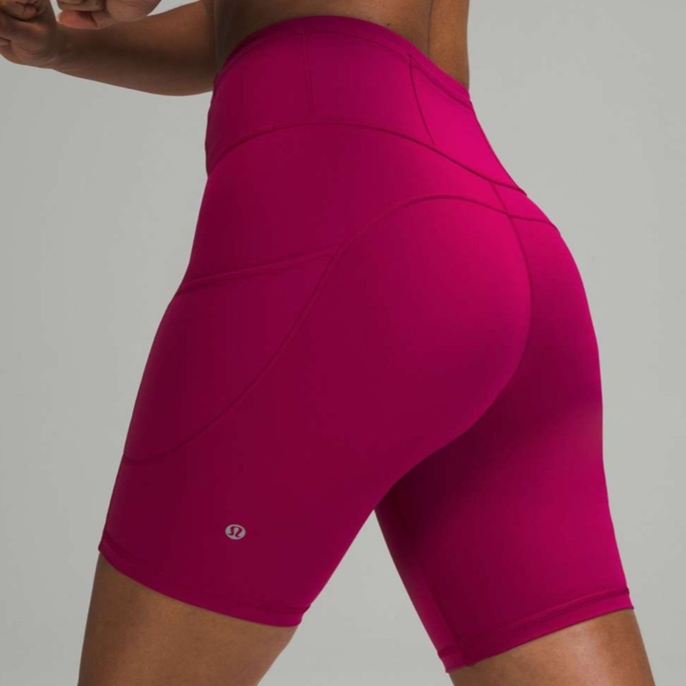 Lululemon Fast & Free - 8" Wildberry